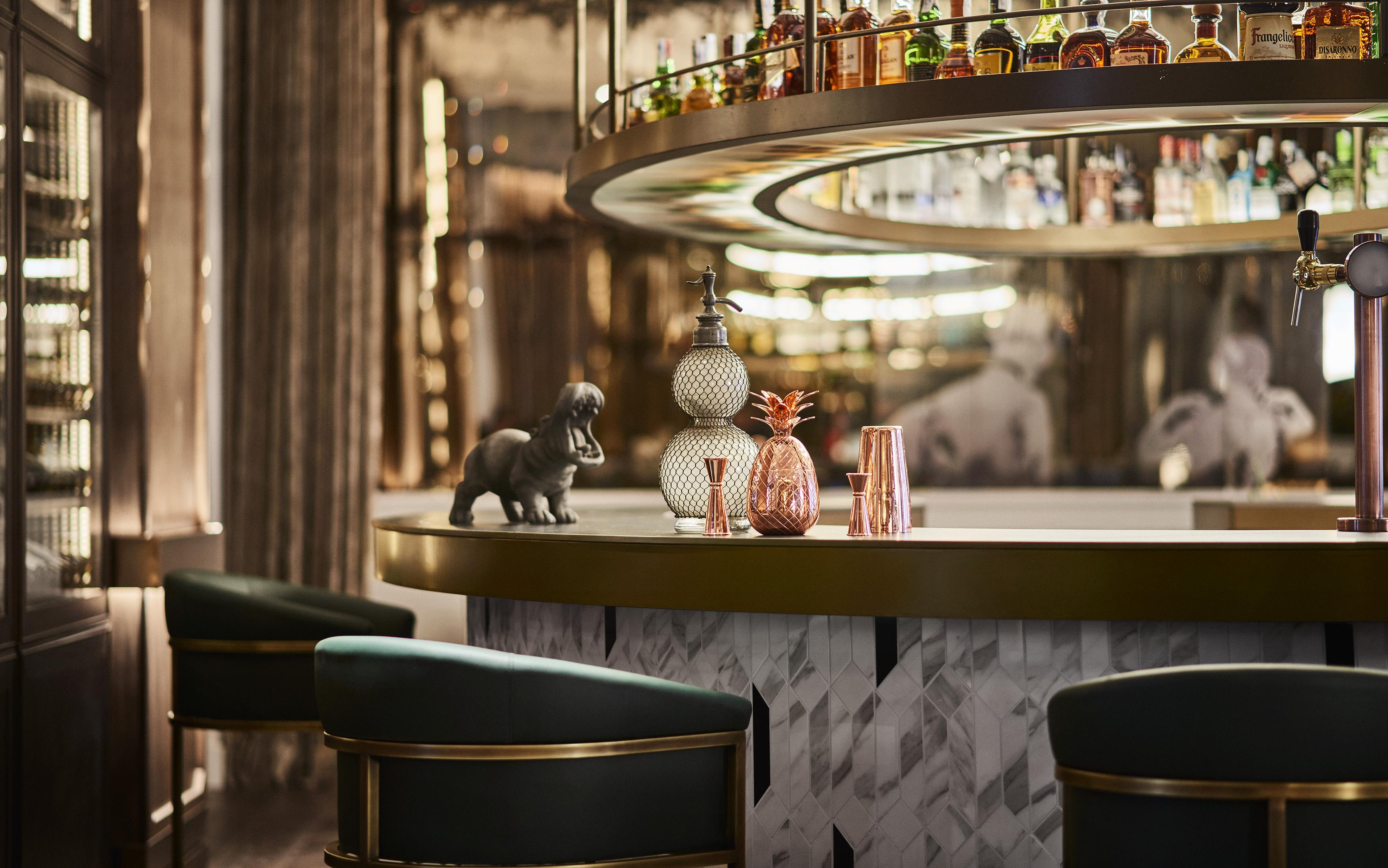 Gran Hotel Ingles - The Leading Hotels Of The World Madrid Exterior photo The bar at the hotel