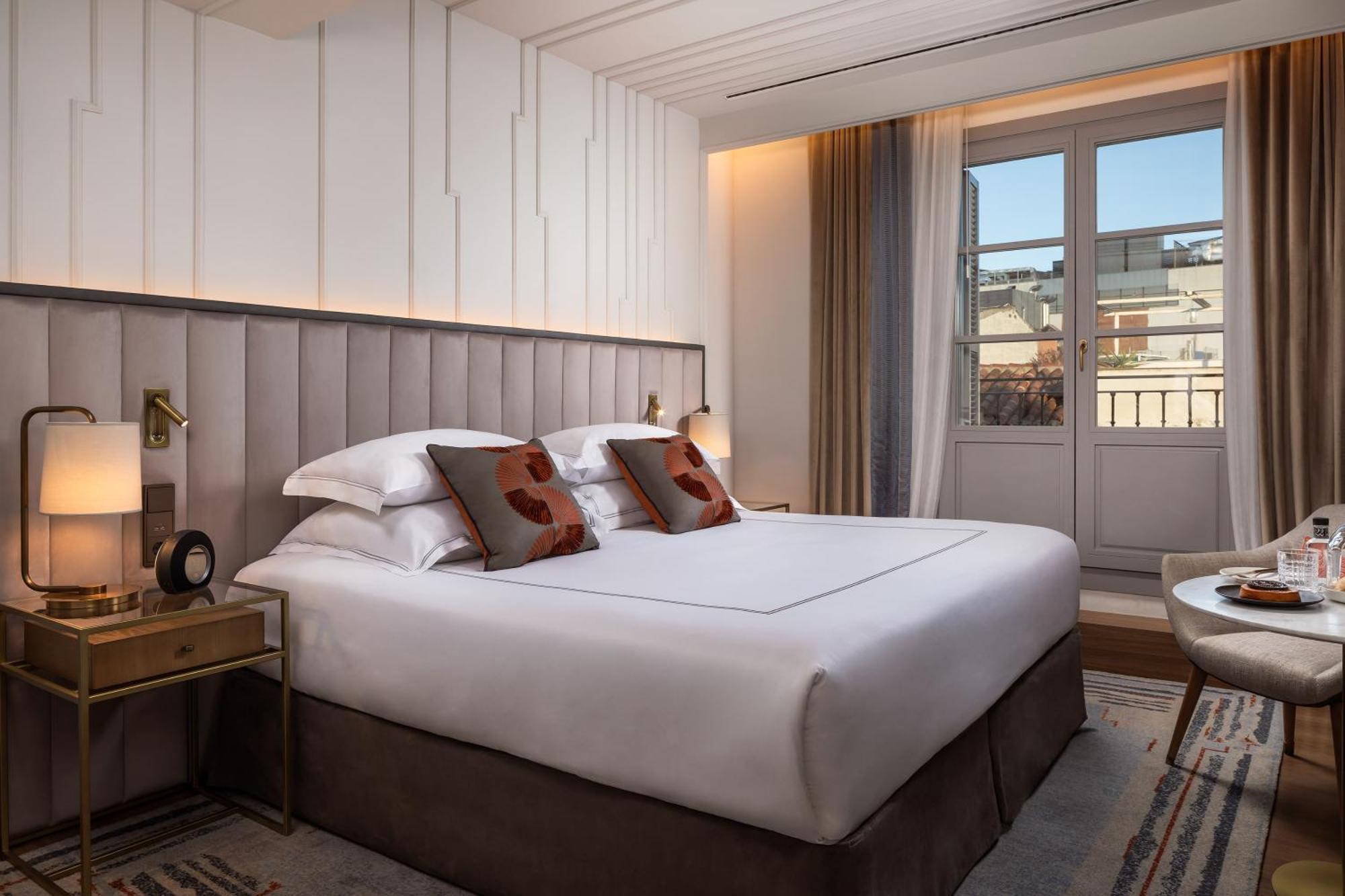 Gran Hotel Ingles - The Leading Hotels Of The World Madrid Exterior photo Deluxe Room